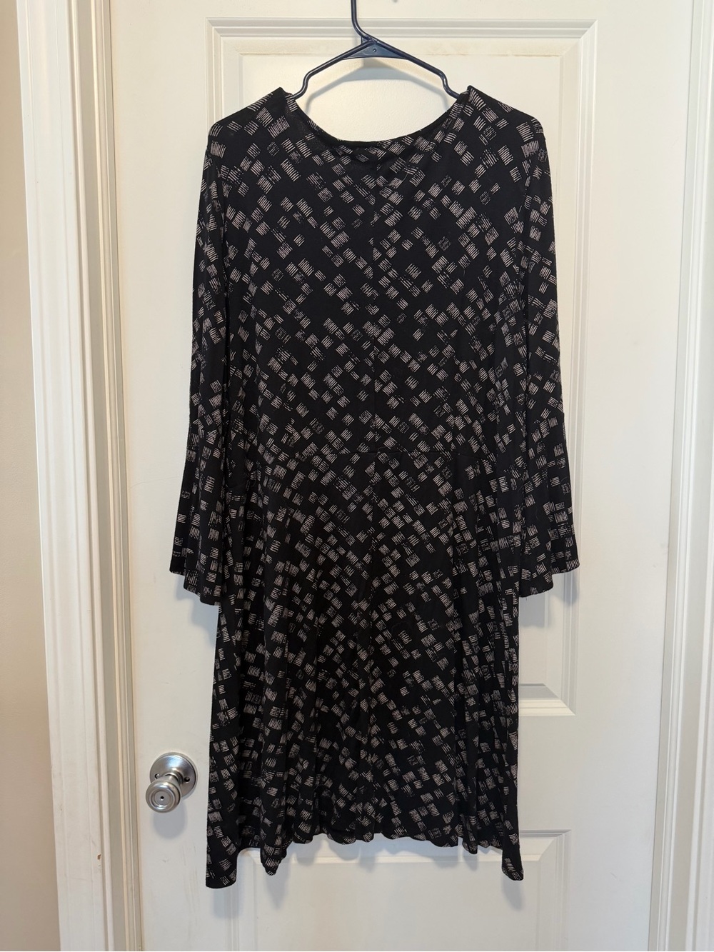 Apt. 9 Black Dress with Gray Geometric Print - 3/4 bell sleeves - Picture 2 of 5